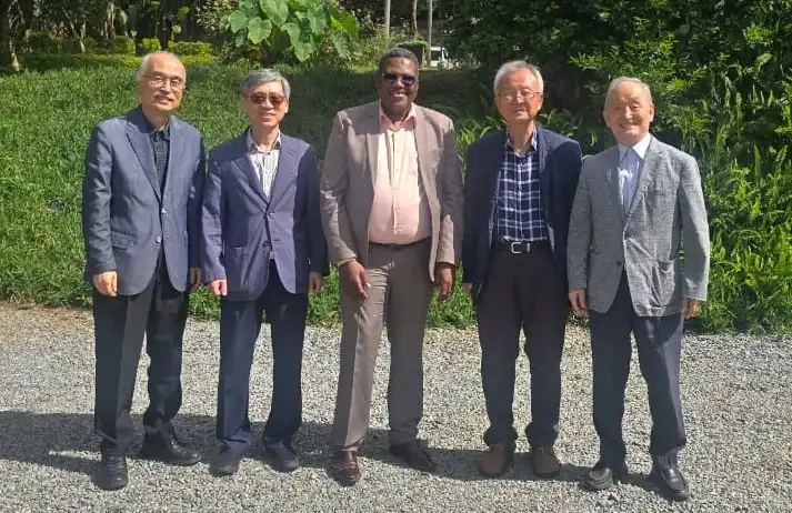 Dr Nkambule with other Doctors at Eswatini Christian Medical University - EMCU